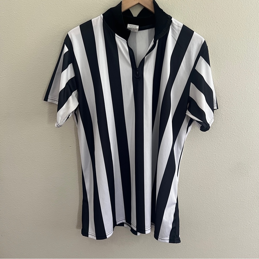 Crown Referee Shirt, Unisex, Size XL, EUC